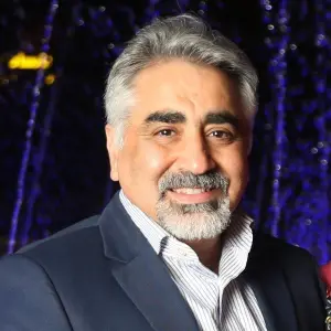آقای نیکبخت